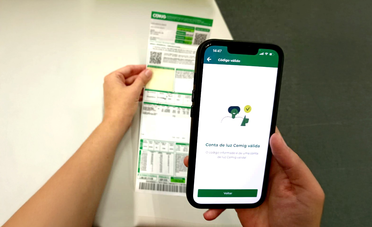 Para reduzir fraudes, Cemig lança ferramenta que confirma autenticidade da conta de luz no app